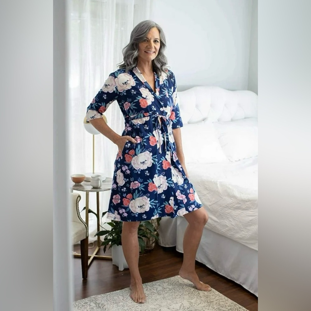 Floral Women's Robe - Picture 4 of 13